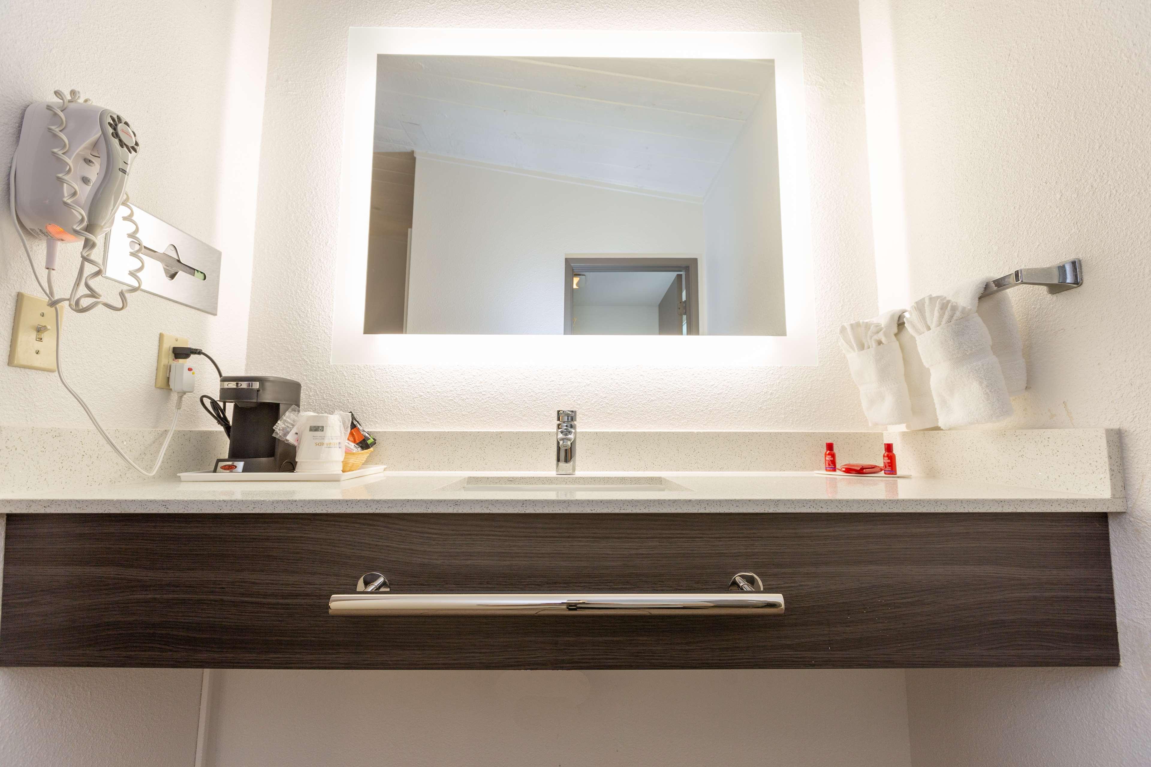 Surestay Hotel By Best Western Seaside Monterey Екстер'єр фото