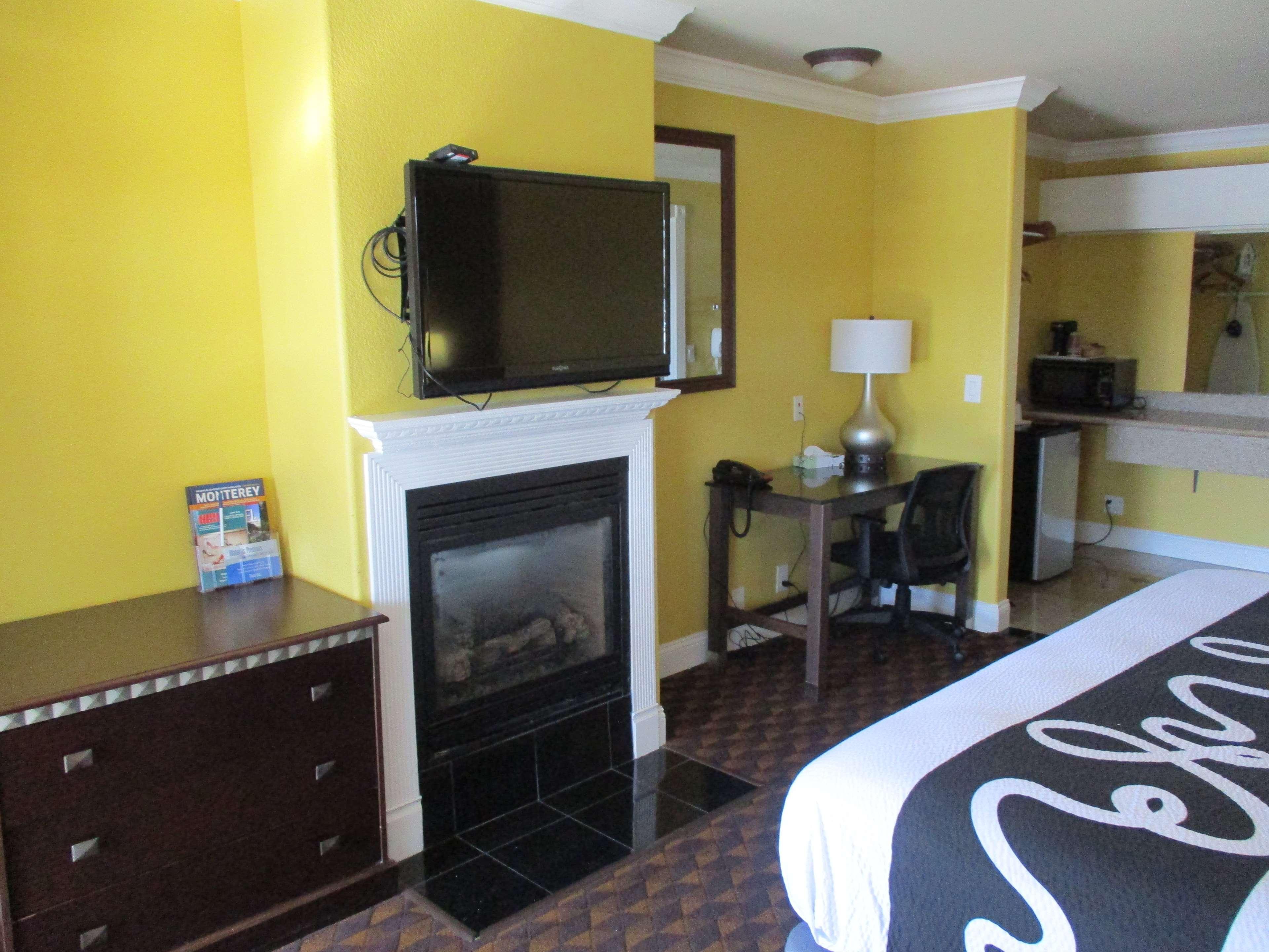 Surestay Hotel By Best Western Seaside Monterey Екстер'єр фото