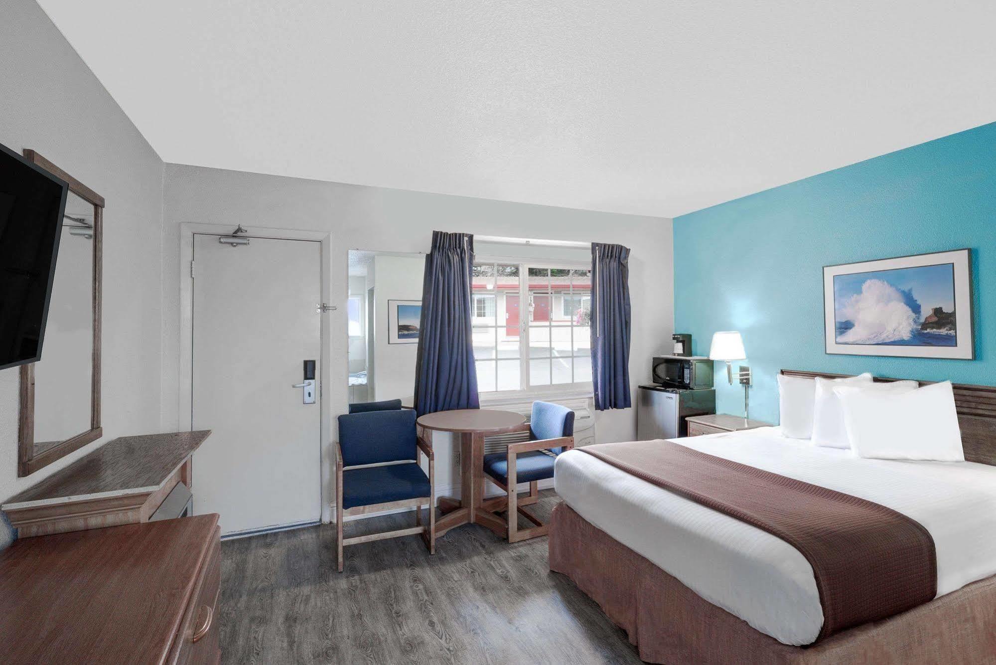 Surestay Hotel By Best Western Seaside Monterey Екстер'єр фото