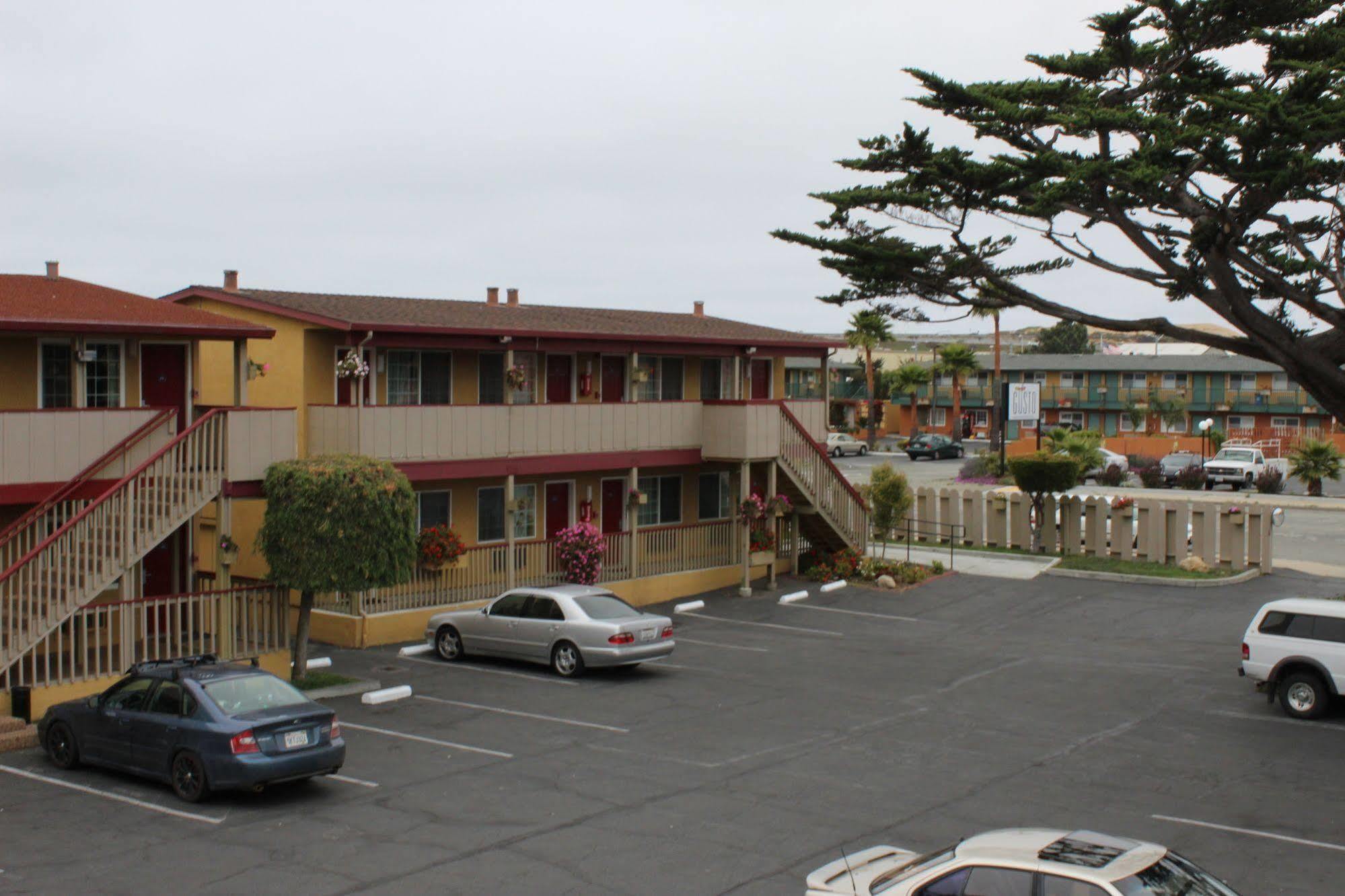 Surestay Hotel By Best Western Seaside Monterey Екстер'єр фото