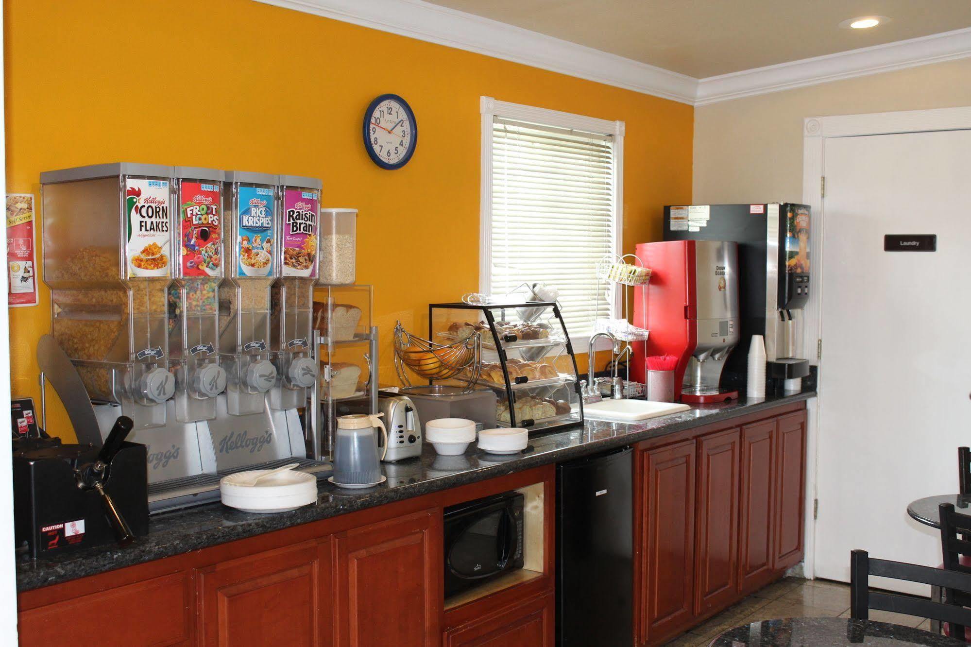 Surestay Hotel By Best Western Seaside Monterey Екстер'єр фото